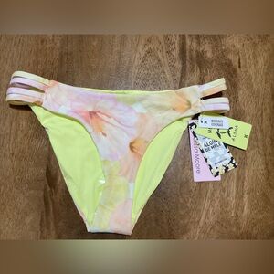 Womens Bikini Bottom NWT Size S Aloha Carissa Moore